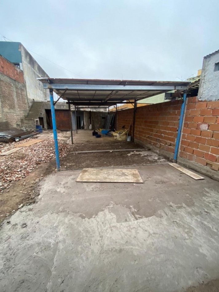 Local comercial o deposito sobre Av de la Calle Real