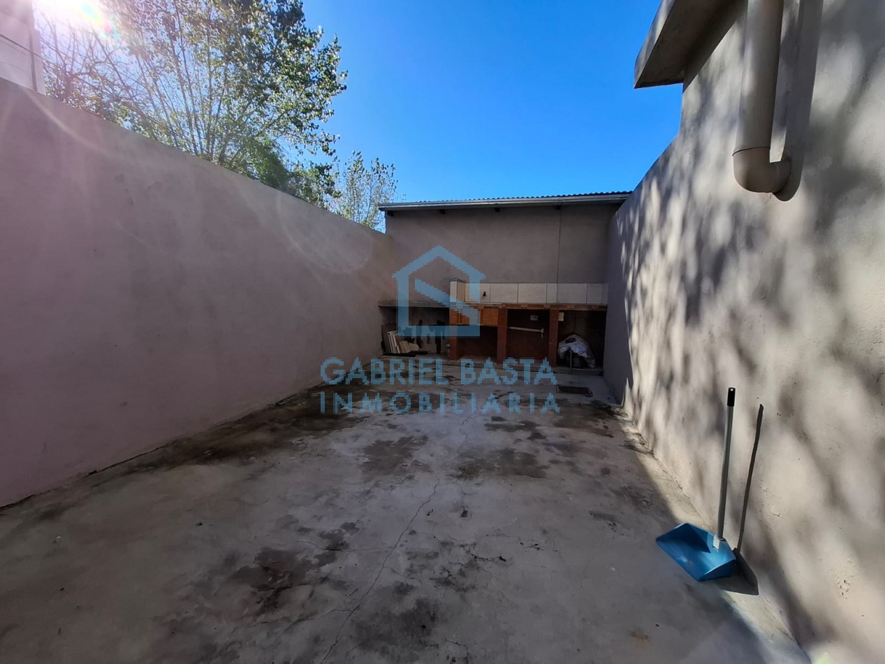 3 casas en bloque Merlo centro