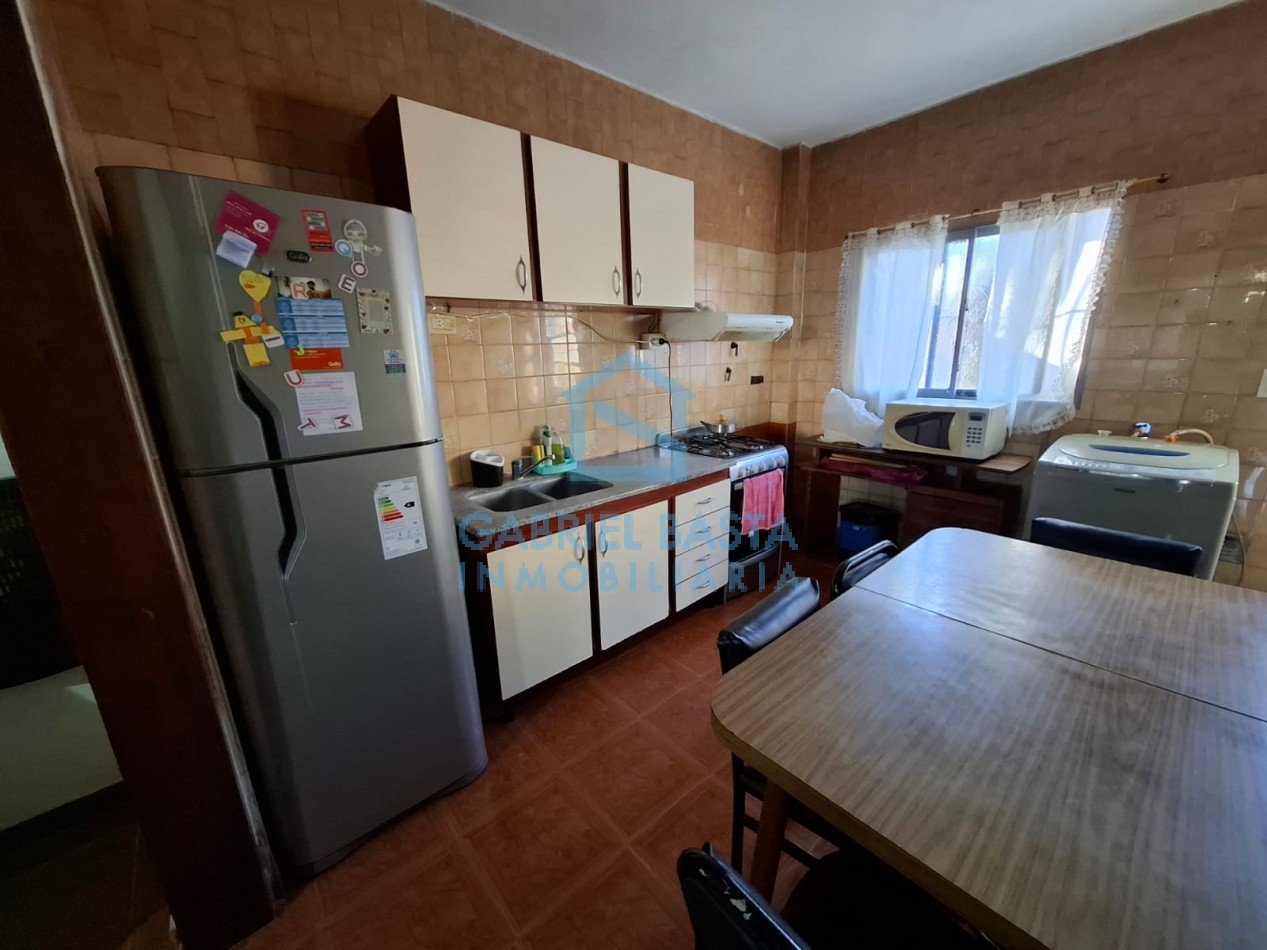 3 casas en bloque en Merlo centro