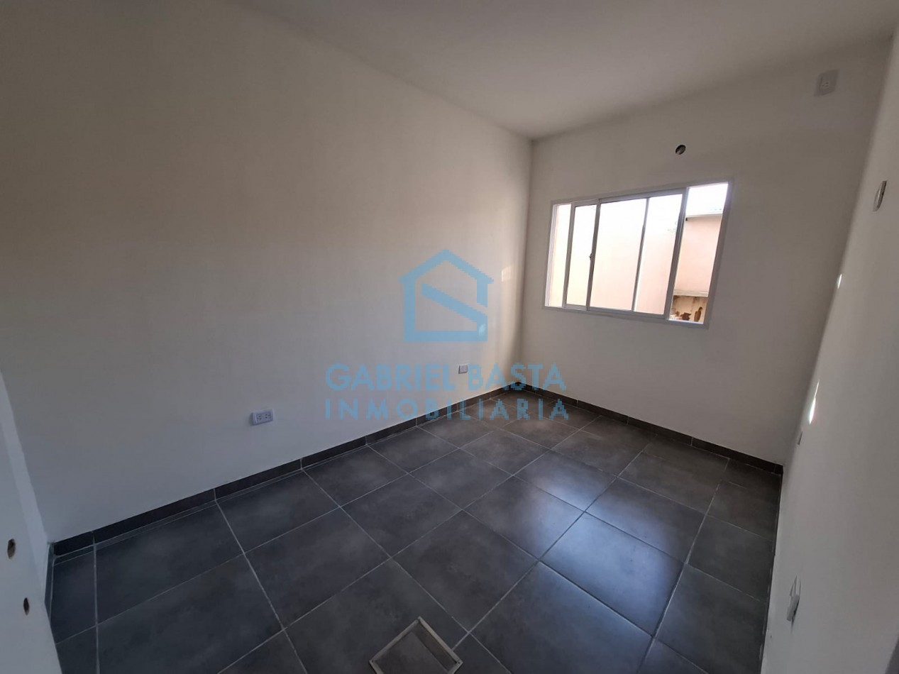 3 casas en bloque Merlo centro