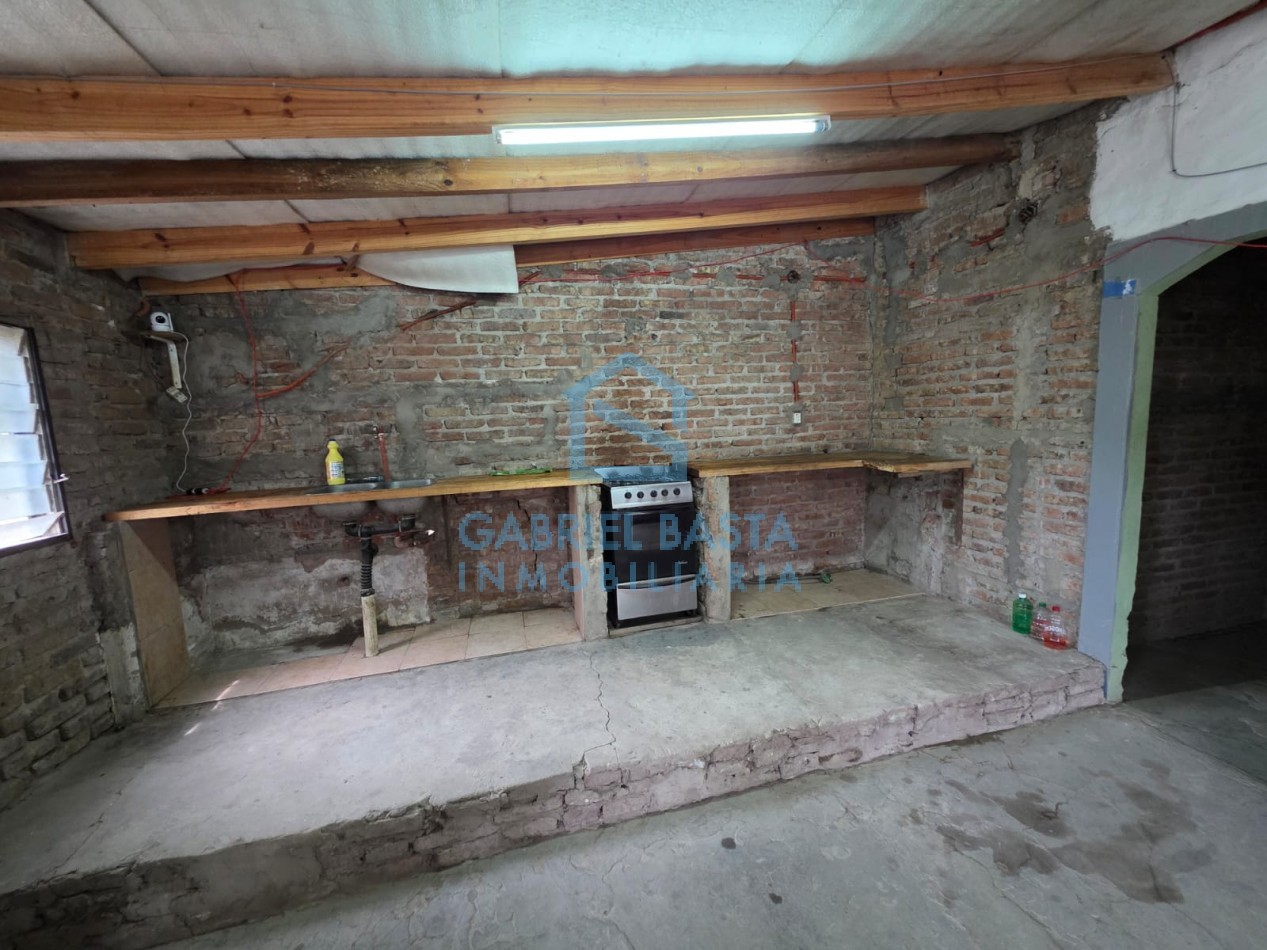 Casa 3 dormitorios a terminar sobre lote propio