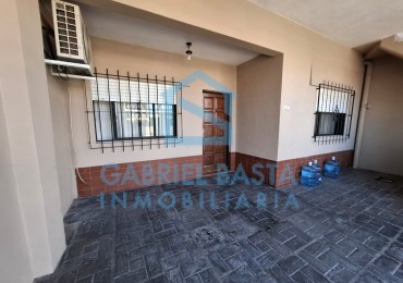 3 casas en bloque Merlo centro